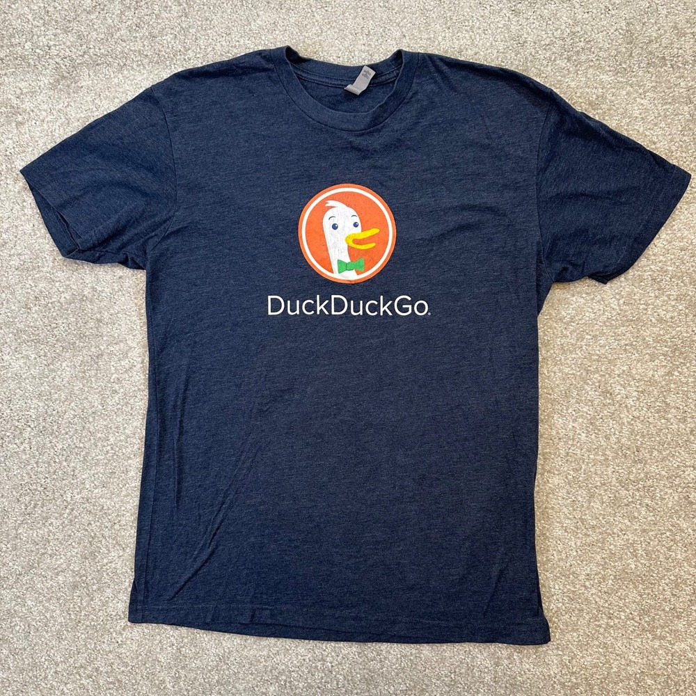 Duck Duck Go Adult graphic‎ tee size M tshirt casual tshirt